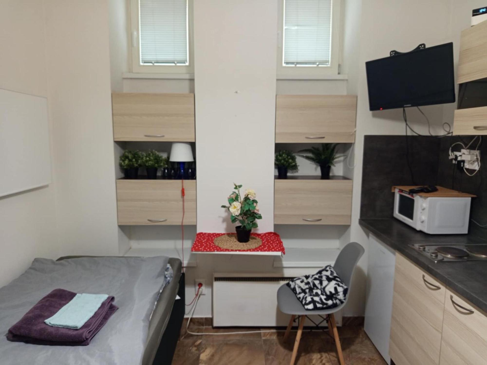 Studio12 Братислава Экстерьер фото